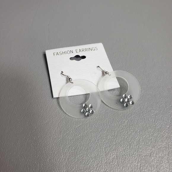 3/$15 new Unbranded fashion circle earrings with gems - Picture 1 of 5